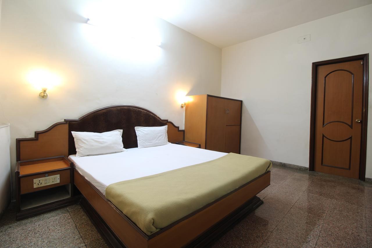 Soubhagya Inn Silvassa Εξωτερικό φωτογραφία