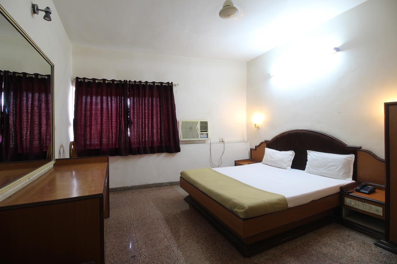 Soubhagya Inn Silvassa Εξωτερικό φωτογραφία